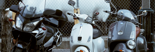 Roulez en Toute Sérénité : Scooter et Moto, Conduite Prudente, Couverture Adaptée